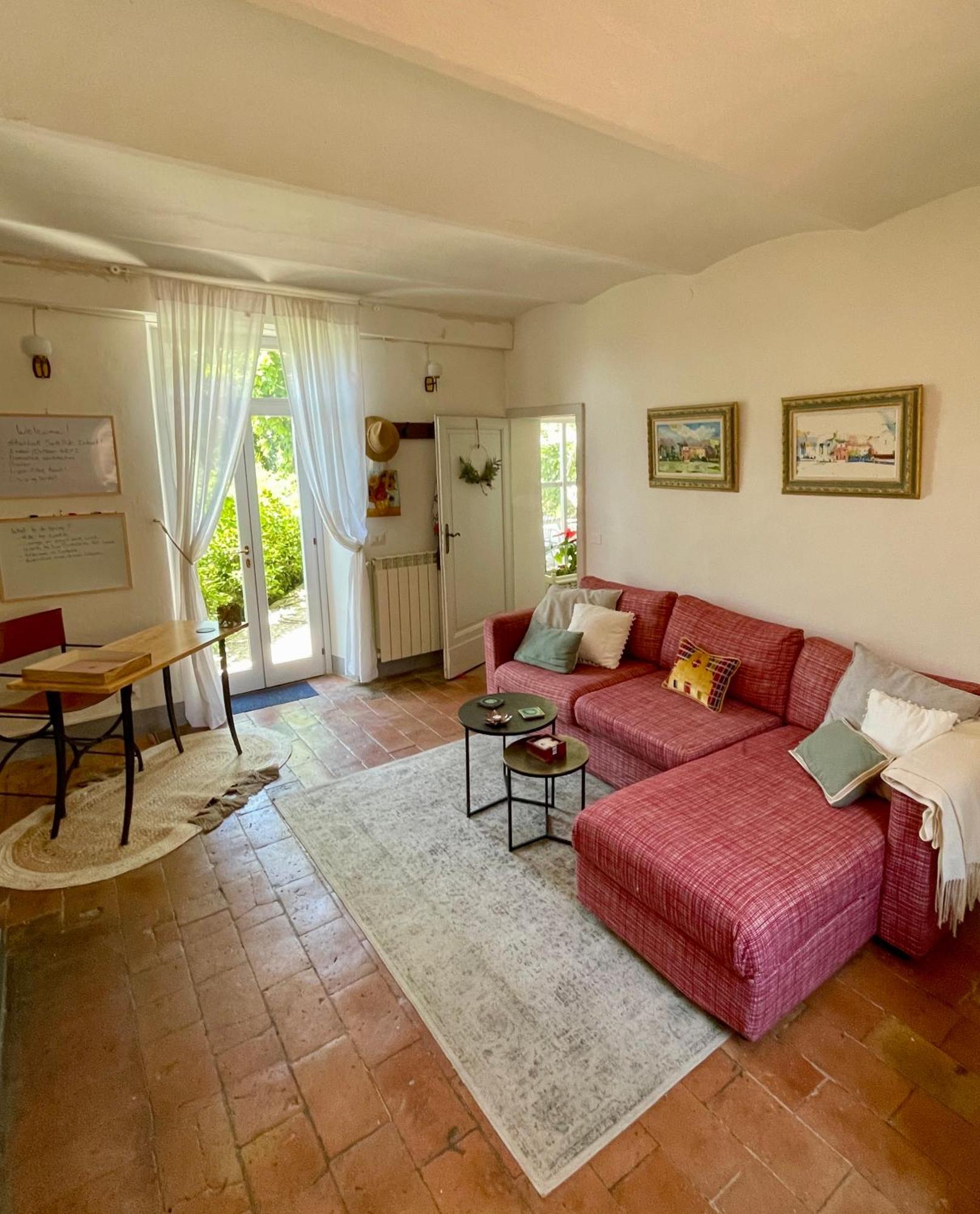 טואורו סול טראסימנו Private Stone Cottage With Starlink & Lake View מראה חיצוני תמונה
